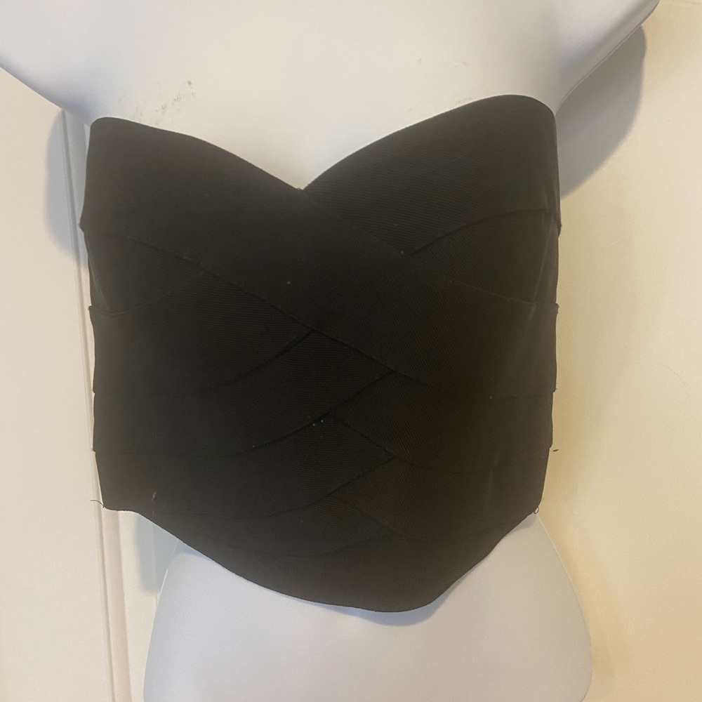 Akira Bustier Size 32C (Small)